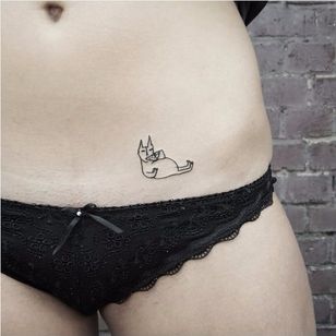 Pizza demon tattoo by Bianka Szlachta #BiankaSzlachta #ignorantstyle #folk #naive #linework #minimalistic #pizza #demon