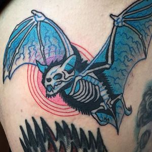 Bat Tattoo by Ian Bederman #animaltattoo #traditionalanimal #traditional #quirkytattoos #IanBederman #bat #blueink #redink
