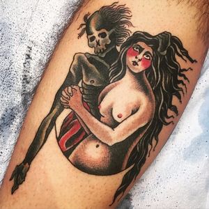 A woman clutches her corpse friend. By Heather Bailey (via IG—cathedraloftears) #HeatherBailey #TattooArtist #cathedraloftears #traditional #halloween #spooky #goth
