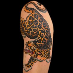 Thai-style leopard by Becca Genné-Bacon #beccagennebacon #leopard #junglecat #cat #ThaiTraditional #newtraditional #mashup #color #tattoooftheday
