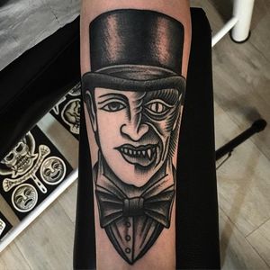 Jekyll and Hyde Tattoo by Luca Polini #jekyllandhyde #blackwork #blackink #blackworktattoo #blackworkrtist #LucaPolini