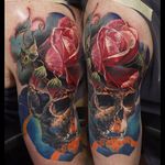 Skull Rose Tattoo by Dmitry Vision #skullrose #skullrosetattoo #portrait #portraittattoo #colorrealism #colorrealismtattoo #colorrealismtattoos #realistictattoos #colorfultattoos #DmitryVision