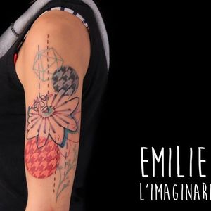 Graphic tattoo by Emilie B. #flower #EmilieB #graphic #sketchstyle