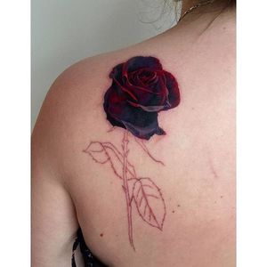 Realistic rose tattoo #AmandaWachob #flowertattoo #rose #rosetattoo #flower #realistic