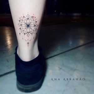 Tattoo uploaded by Filipe Lopes • Tracinhos! #AnaAbrahão #fineline  #traçofino #delicadas #delcates #fofas #cute #TatuadorasDoBrasil  #presuntinhas • Tattoodo