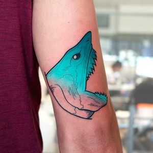 Rad looking shark head tattoo done by Gennaro Varriale. #GennaroVarriale #coloredtattoo #pasteltattoo #shark #sharkhead