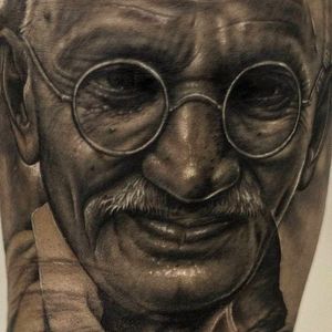 Amazing detail on this Gandhi portrait tattoo by Coreh Lopez #Gandhi #portrait #Gandhitattoo #CorehLopez #portraittattoo #blackandgrey