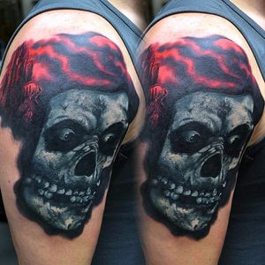 Amazing dramatic black and grey in this fiend skull tattoo by Alan Aldred #TheMisfits #punk #crimsonghost #horror #classicmovie #band #skull #fiendclub #AlanAldred #blacandgrey