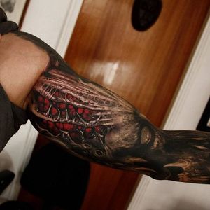 Bio organic Tattoo by Matias Felipe #darkart #darkink #darkartist #blackwork #bioorganic #blackandgrey #MatiasFelipe