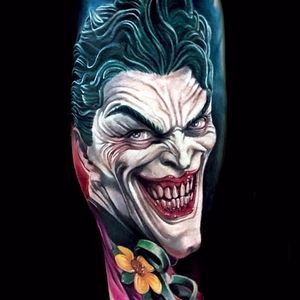 The Joker by Sebastian Isaksson Neroutsos #SebastianIsakssonNeroutsos #nerosin #comicbook #movietattoo #movie #batman #thejoker #joker #color #newtraditional #realistic #portrait #tattoooftheday