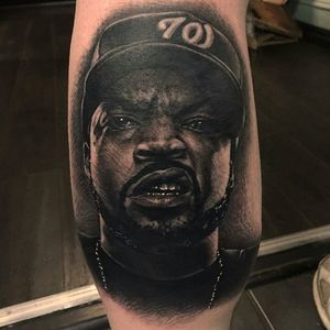 Ice Cube Tattoo by Gari Henderson #icecube #icecubetattoo #rapper #rappertattoo #portrait #portraittattoo #gangsterrap #musician #musiciantattoo #GariHenderson