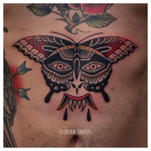 Tatuaje de mariposa por Florian Santus #FlorianSantus #tradicional #oldschool #butterfly