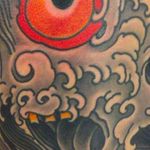 Detail shot of a wave monster tattoo done by Sandor Jordan. #sandorjordan #hakutsurutattoo #japanesestyle #japanese #essen #details #ghost #waves