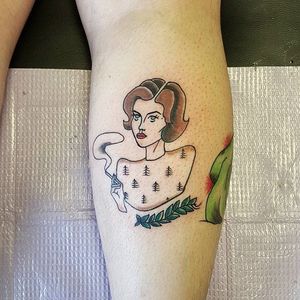 Audrey Horne, David Lynch tattoo by Bunny Miele. #BunnyMiele #filmdirectorstattoo #DavidLynch #twinpeaks #twinpeakstattoo #audreyhorne