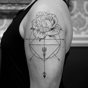Line work and rose tattoo by Elisabet Waris. #blackwork #linework #ElisabetWaris #flower #rose