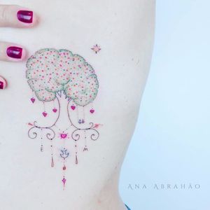 Mini árvore #arvore #tree #AnaAbrahão #fineline #traçofino #delicadas #delcates #fofas #cute #TatuadorasDoBrasil #presuntinhas