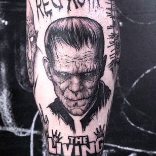 Tatuaje de Frankenstein puro y sólido de Gabor Zolyomi.  #GaborZolyomi #FatumTattoo #blackwork #illustrativetattoo #frankenstein
