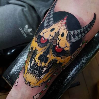 Hannya skull tattoo by Elliott J Wells #ElliottJWells #skulltattoos #color #Hannya #skull #hannyamask #neotraditional #newtraditional #horns #folklore #legend #yokai #demon #tattoooftheday