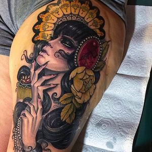 Sensual Lady Tattoo by Hannah Flowers @Hannahflowers_tattoos #Hannahflowerstattoos #girl #woman #lady #girltattoo #ladytattoo #Inkslavetattoos #sensual #portrait