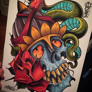 Un giro genial en un tatuaje de calavera y rosa con un toque de Samurai Artwork de David Tevenal en Instagram #DavidTevenal #flash #illustration #colorwork #artist #skull #snake #rose #newjapanese