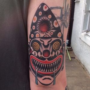 Clown tattoo by Will Geary #traditional #traditionaltattoo #boldtattoos #traditionalclown #clowntattoo #WillGeary