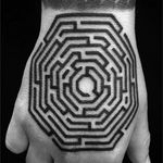 An elaborate labyrinth on a client's hand by Christian Hold Fast (IG—christianholdfast). #blackwork #ChristianHoldFast #maze #labyrinth