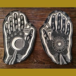 Divination via instagram deerjerk #flashartinspired #art #artshare #woodcarving #relief #sun #moon #palm #hands #deerjerk