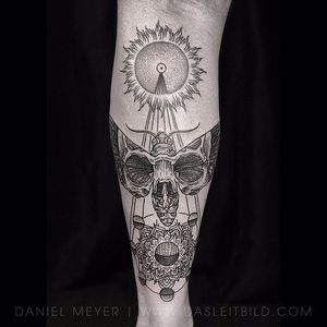 Death Moth Tattoo by Daniel Meyer #deathmoth #deathmothtattoo #deathmothtattoos #moth #mothtattoo #skull #skulltattoo #skullmoth #mothskull #blackworkmoth #DanielMeyer