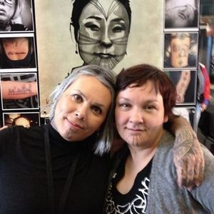 Though they met just a few years ago, you can tell they've grown close through working on this project. #facialtattoo #fineart #HollyMititquqNordlum #Inuittattoos #MayaSialukJacobsen