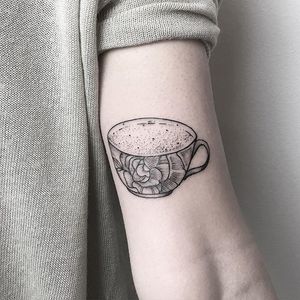 Teacup Tattoo by María Fernández #teacup #teacuptattoo #blackwork #blackworktattoo #linework #lineworktattoo #graphic #graphictattoo #blackink #illustrative #sketch #MariaFernandez