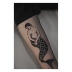 Mermaid tattoo by Vincent Denis #VincentDenis #monochrome #blackwork #minimalistic #dotwork #mermaid