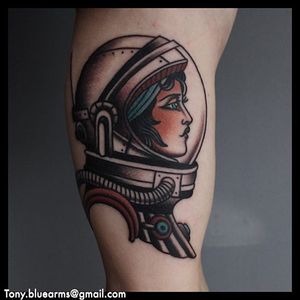 An astronaut lady head by Tony Nilsson (IG—tonybluearms). #astronaut #color #ladyhead #TonyNilsson #traditional