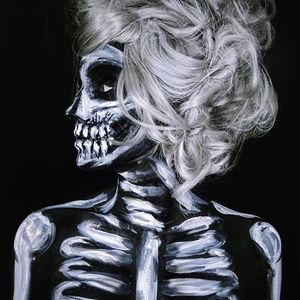 Skeleton via IG—twistinbangs #twistinbangs #coriewillet #bodypaint #halloween #bodyart #ARTSHARE #sfxmakeup #makeupartist #skeleton