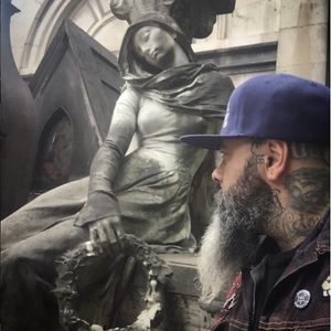Mauro Landim admiring some sculpture at a cathedral (IG—maurolandim). #blackandgrey #Chicano #cholas #ladyheads #MauroLandim #soft