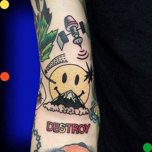 DESTROY tattoo by Roman Shcherbakov. #RomanShcherbakov #trippy #smileyface #smiley #satellite