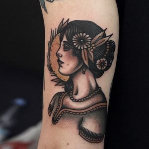 Beautiful lady tattoo done by Ibi Rothe. #IbiRothe #traditionaltattoo #boldtattoos #girltattoo