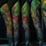 Stunning leg sleeve tattoo done by Nika Samarina. #nikasamarina #coloredtattoo #surrealtattoo #organic #legsleeve #aquatic