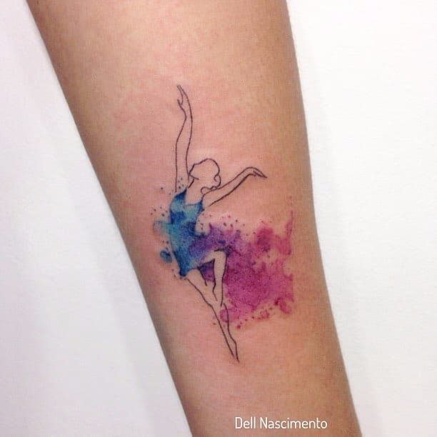 tattoo ideias aquarela  Picture tattoos Mermaid tattoos Watercolor  mermaid tattoo