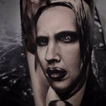 Intense Marilyn Manson portrait by Kurt Staudinger #KurtStaudinger #sixonethree #MarilynManson #realistic #realism #hyperrealism #blackandgrey #musician #blackwork #portrait #tattoooftheday
