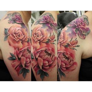 Painterly peony and rose tattoos by Charlotte Ross. #realism #colorrealism #painterly #CharlotteRoss #flower #rose #peony