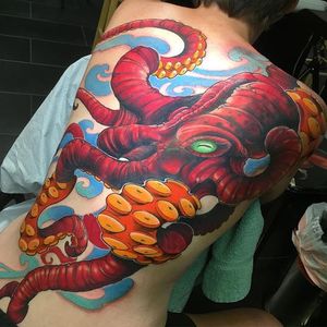 Octopus Tattoo by Jay Marceau octopus #octopustattoo #neotraditional #neotraditionaltattoo #neotraditionaltattoos #neotraditionalartist #bestattoos #boldtattoos #JayMarceau
