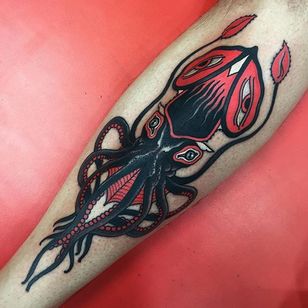 Tatuaje de calamar por Alejandro Lopez