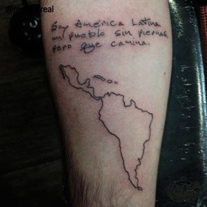 América Latina! #mapa #americalatina #viagens #minimalista #fineline #blackwork #delicada #talentonacional #rioink #mabiareal #brasil #brazil #portugues #portuguese #tattoodo