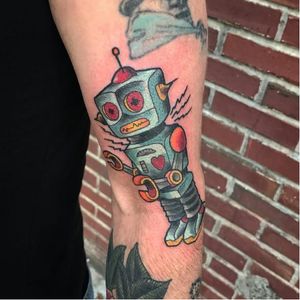 This robot is freaking out! (via IG - tattoosbymattwear) #Robot #RobotTattoo #RobotTattoos