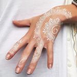 Henna tattoo by Rachel Goldman. #RachelGoldman #bellahenna #henna #mehndi #temporary #hennaart