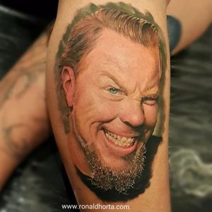 Incredible James Hetfield tattoo really captures the frontman's personality Photo from Ronald Horta on Instagram #RonaldHorta #hyperealism #realistic #colombiantattooers #tatuadorescolombianos #portrait #JamesHetfield #Metallica