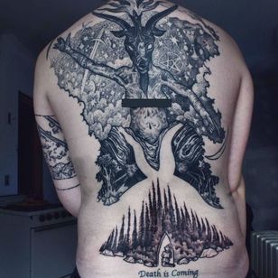 Tattoo by Noel'le Longhaul #NoelleLonghaul #linework #blackwork #dotwork # ilustrativo #naturaleza # paisaje # comercio #Baphomet #satan #sky #stars #bosque #árboles #puerta #pentagrama #espada # constelación