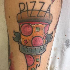 Love for pizza will never die. Tattoo by Hollie West. #cute #food #pizza #banner #traditional #HollieWest