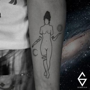 Tattoo por George Silva! #GeorgeSilva #tatuadoresbrasileiros #tatuadoresdobrasil #tattoobr #Natal #girl #mulher #pieces #pedaços #fineline #linhafina #traçofino #delicate #delicada #minimalista #minimalist #blackwork