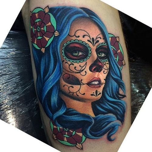 It's great how this portrait of La Catrina almost looks like its creator—Megan Massacre (Instagram @megan_massacre). #color #flowers #LaCatrina #MeganMassacre #neotraditional #ornate #realism
